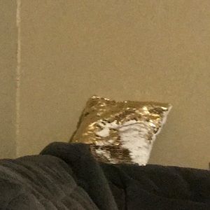 Meet your Posher, Zineb